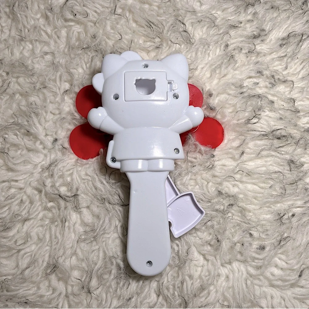 Hello Kitty Handheld Fan - Picture 2 of 3